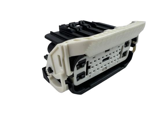 YAZAKI CORPORATION 7283-8399-30A