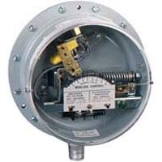 DWYER PG-7000-153HG-P1