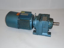 SEW EURODRIVE R57DT90S8/4BMG2HR